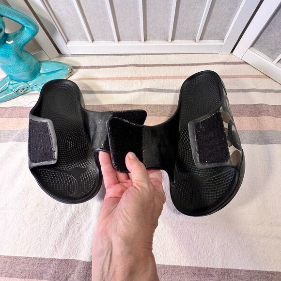 Oofos Slide Sandals - Picture 7 of 11